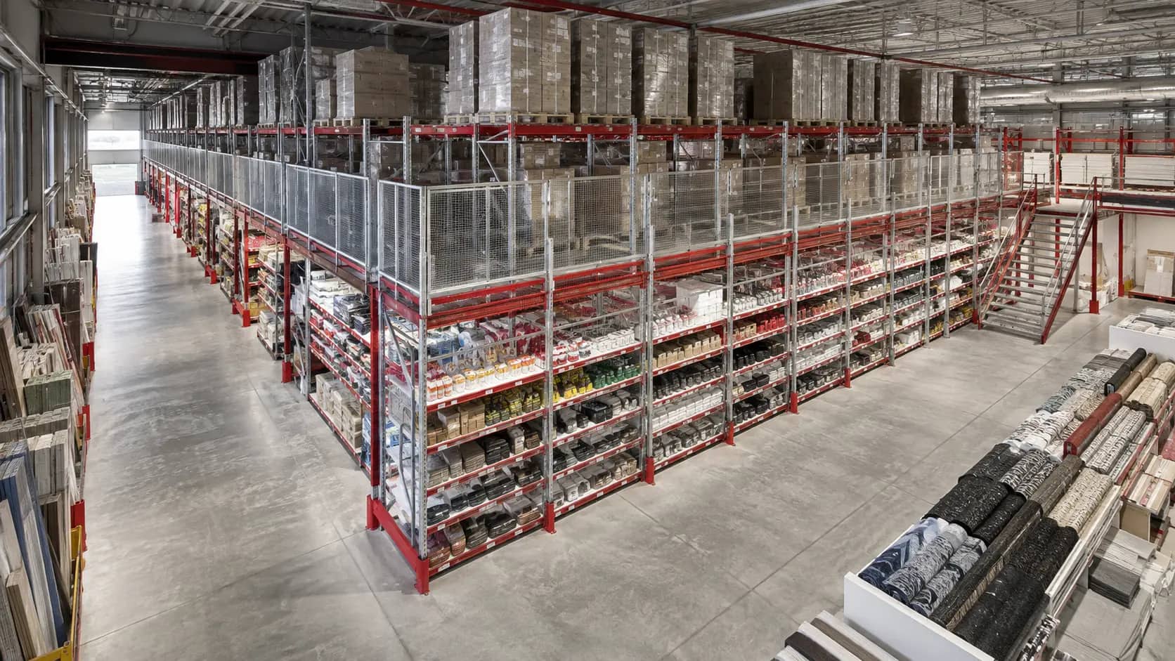 Стеллажи Cash & Carry: повторяемость модулей и компоновка внутри здания